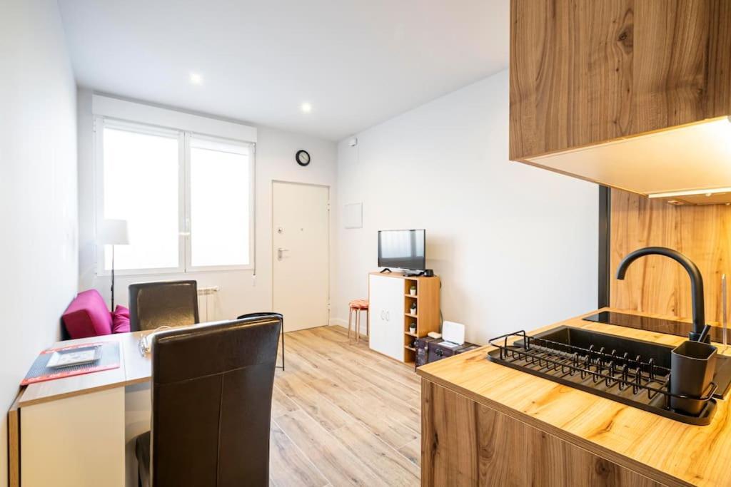 Agradable A Pie De Calle-30 Min De Sol Apartament
